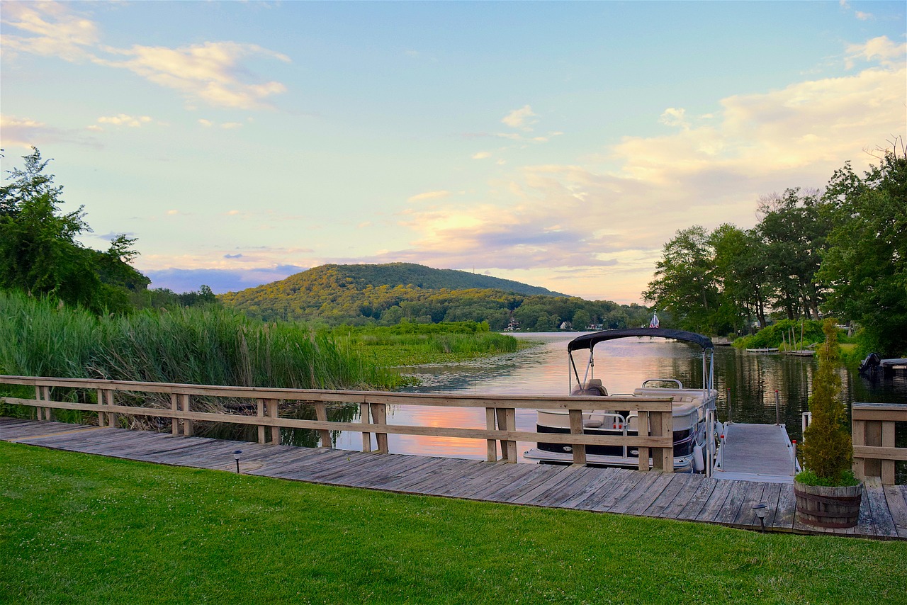 Image - dock lake boat water mountain