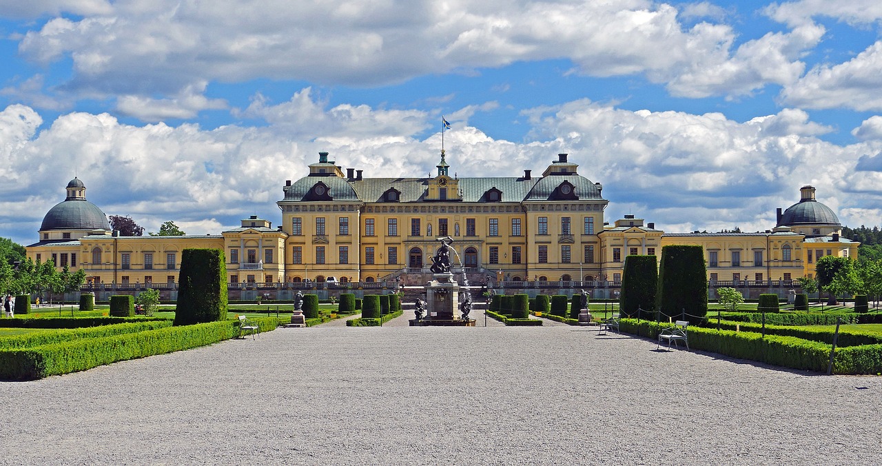 Image - castle park drottningholm