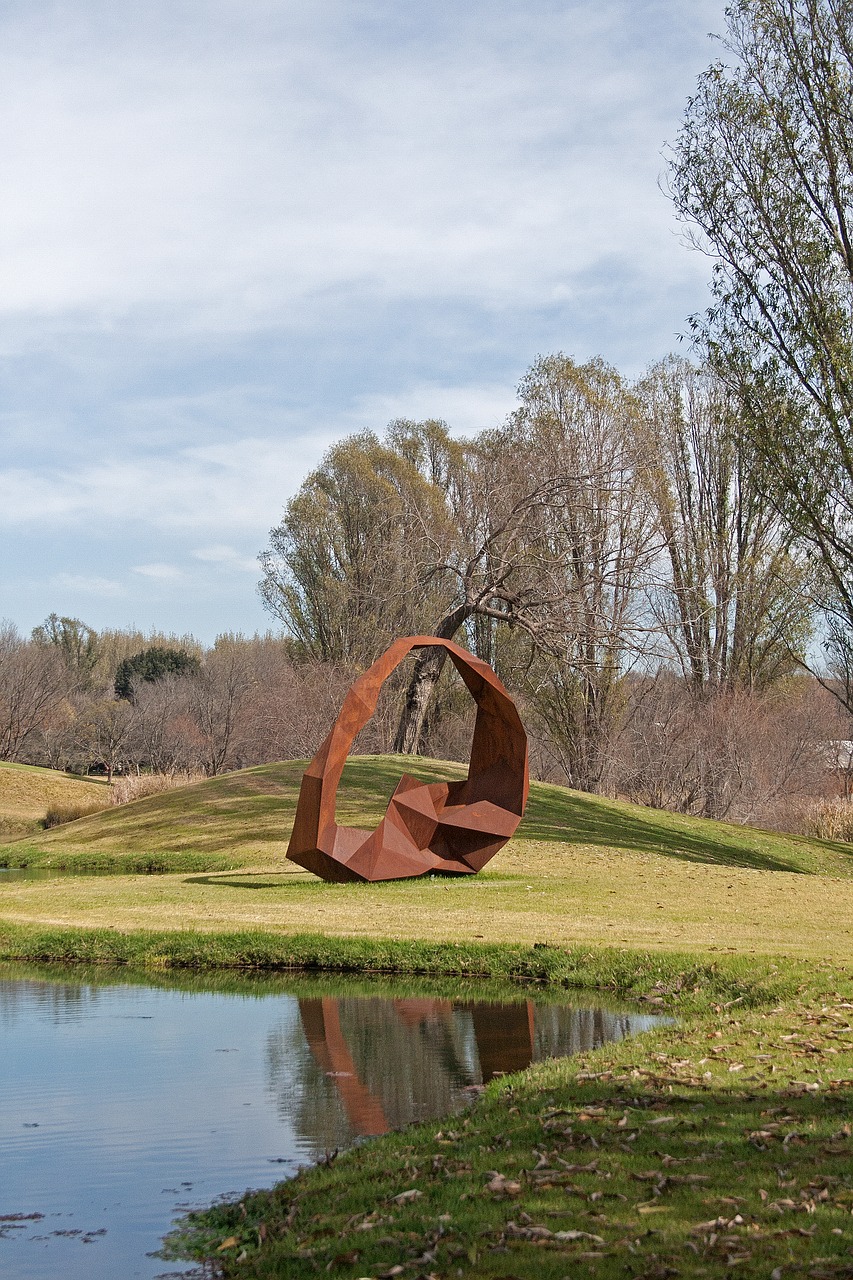 Image - sculpture modern structure metal