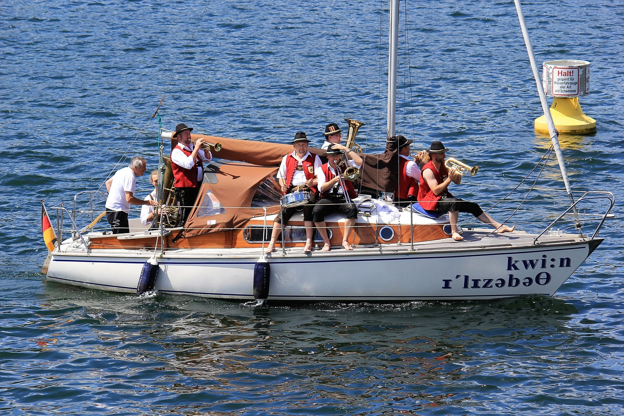 Image - chapel edersee music sailing boat