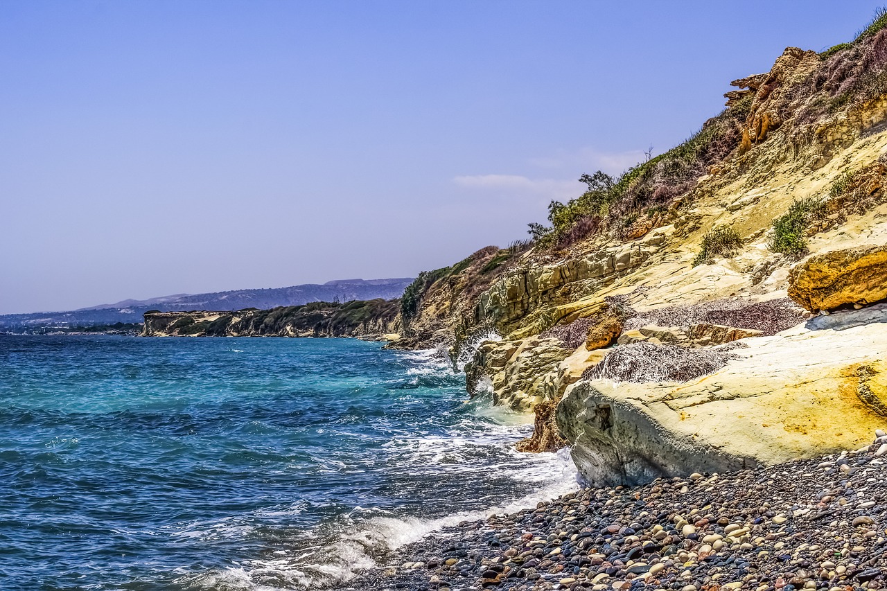 Image - coastline coast rocky pebbles