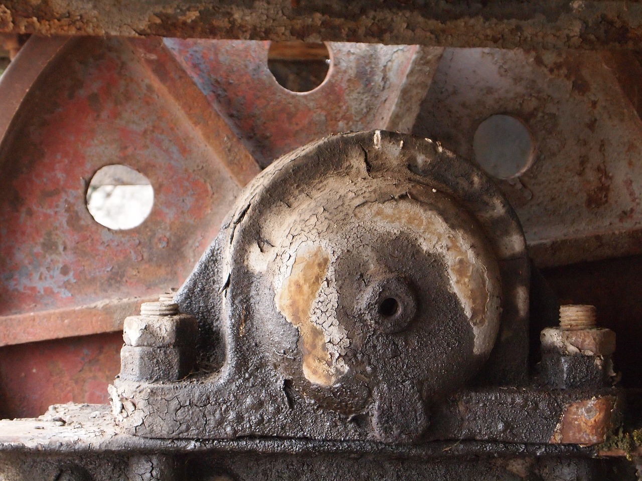 Image - iron machine wheel gear rusty old