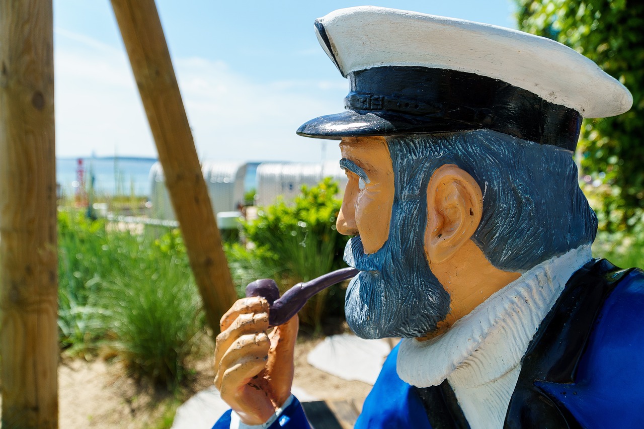 Image - captain eckernförde pipe figure