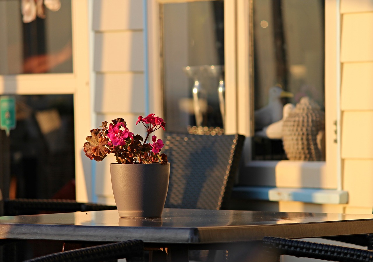 Image - evening light beach bar decoration