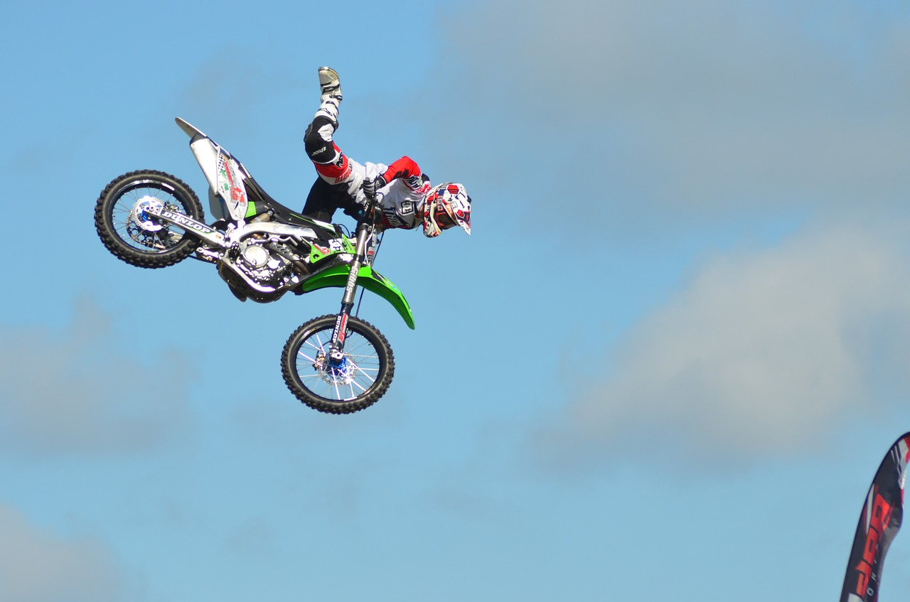 Image - stunt riding motorbikes danger