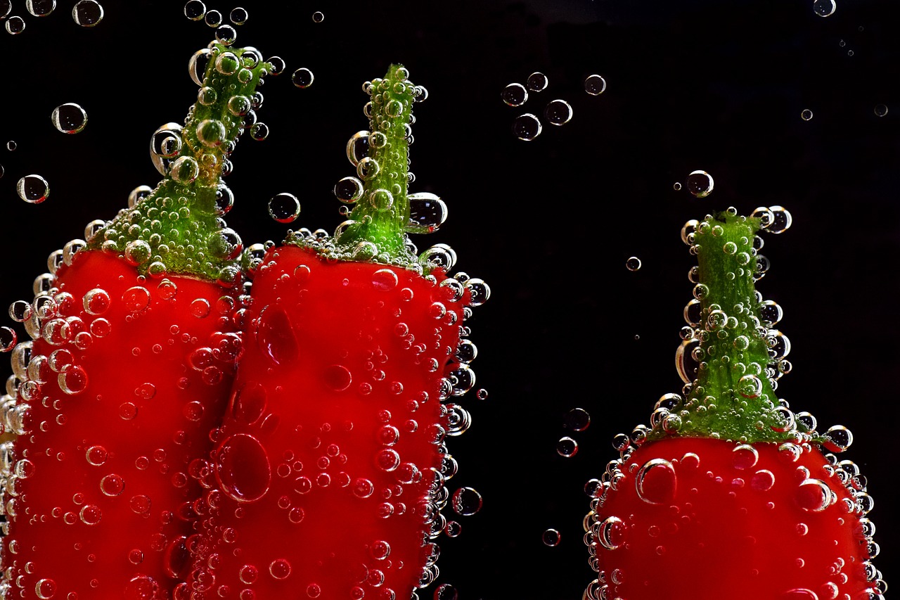 Image - paprika pepperoni vegetables food