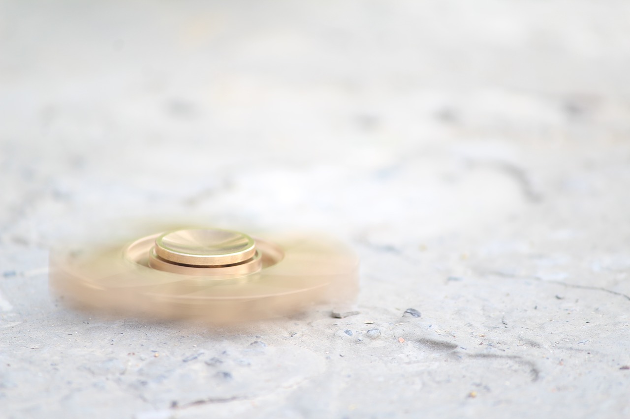 Image - rotating fidget spinner