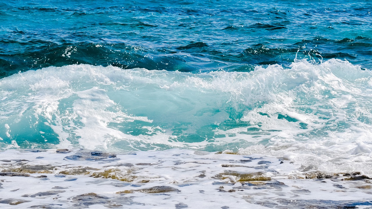 Image - wave water liquid spray foam sea