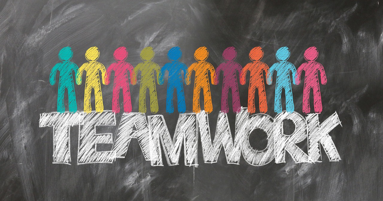 Image - teamwork team gear board chalk