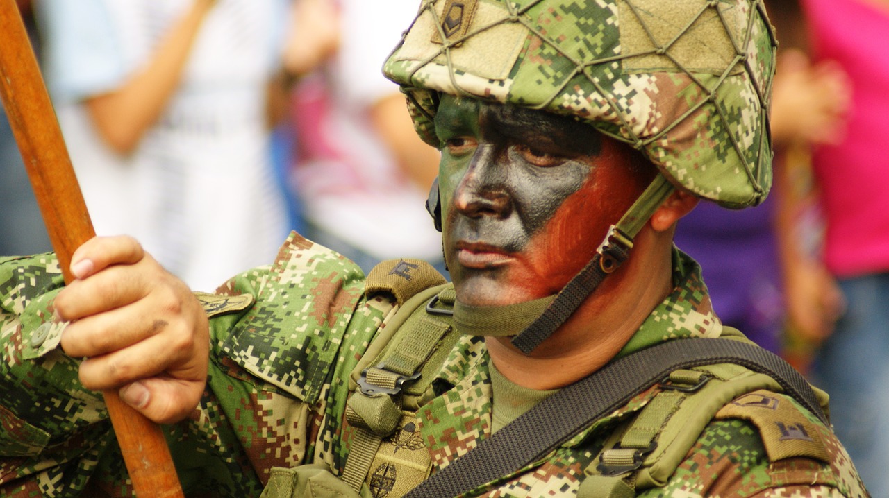 Image - characters parade armenia quindio