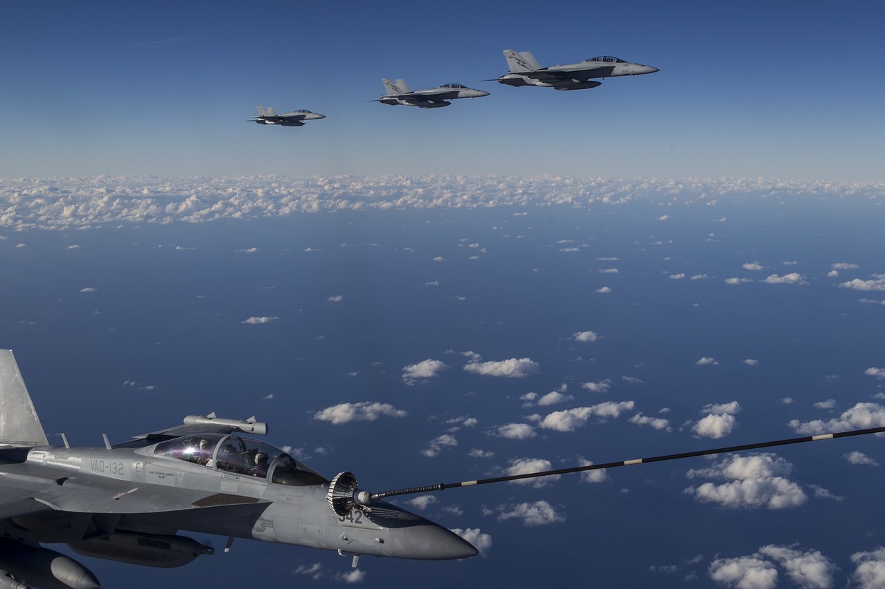 Image - ea 18g growler refueling usn