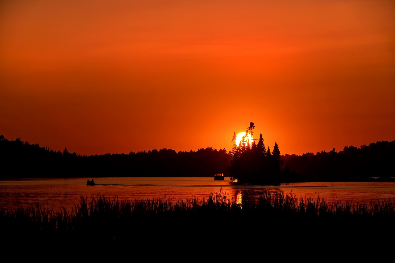 Image - sunset color boats twilight