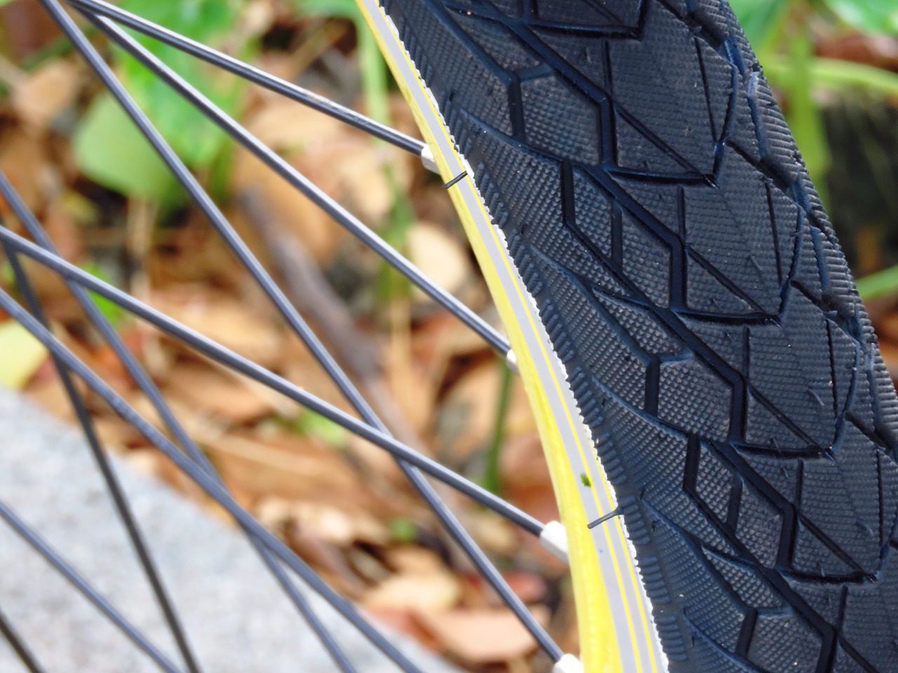 Image - bicycle tyre macro close bike