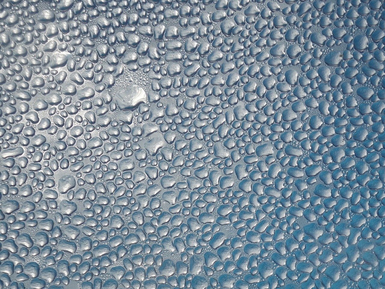 Image - drop of water condensation pattern