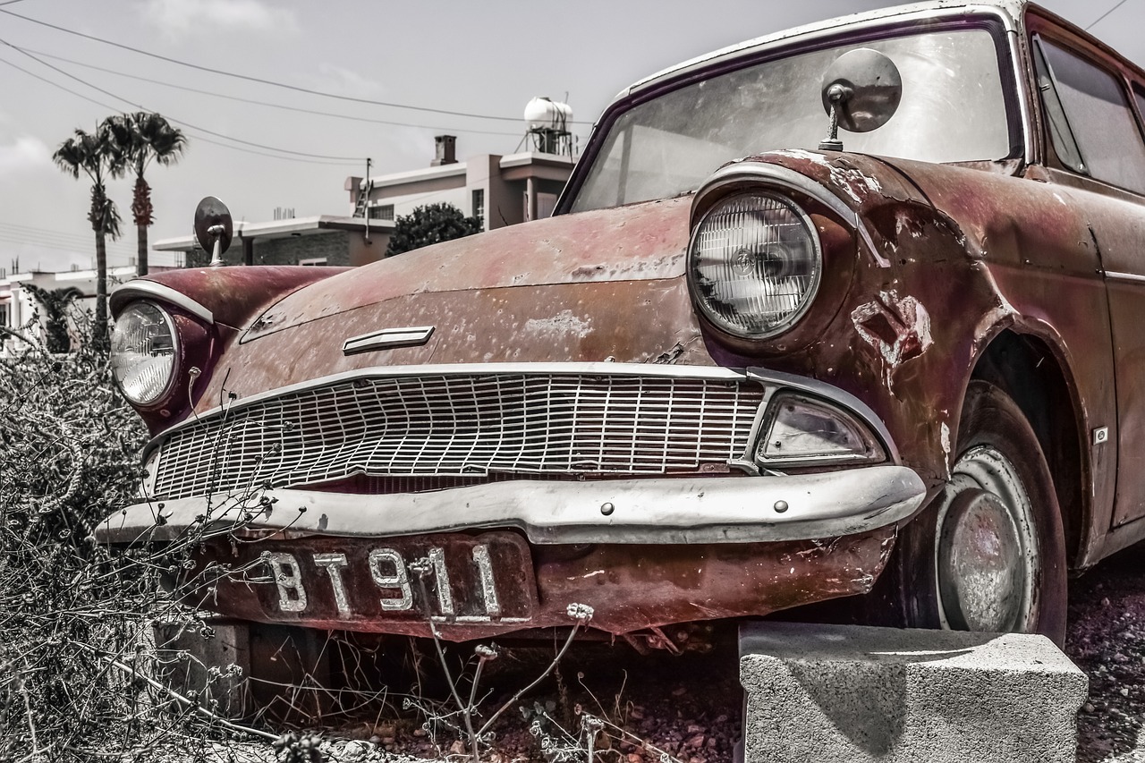Image - old car rusty vehicle abandoned