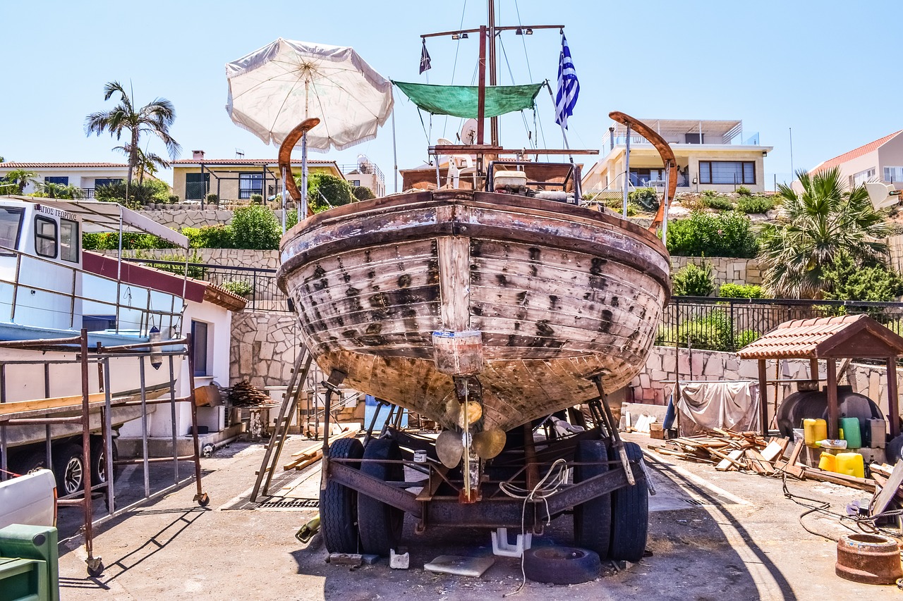 Image - shipyard boat repairing maintenance