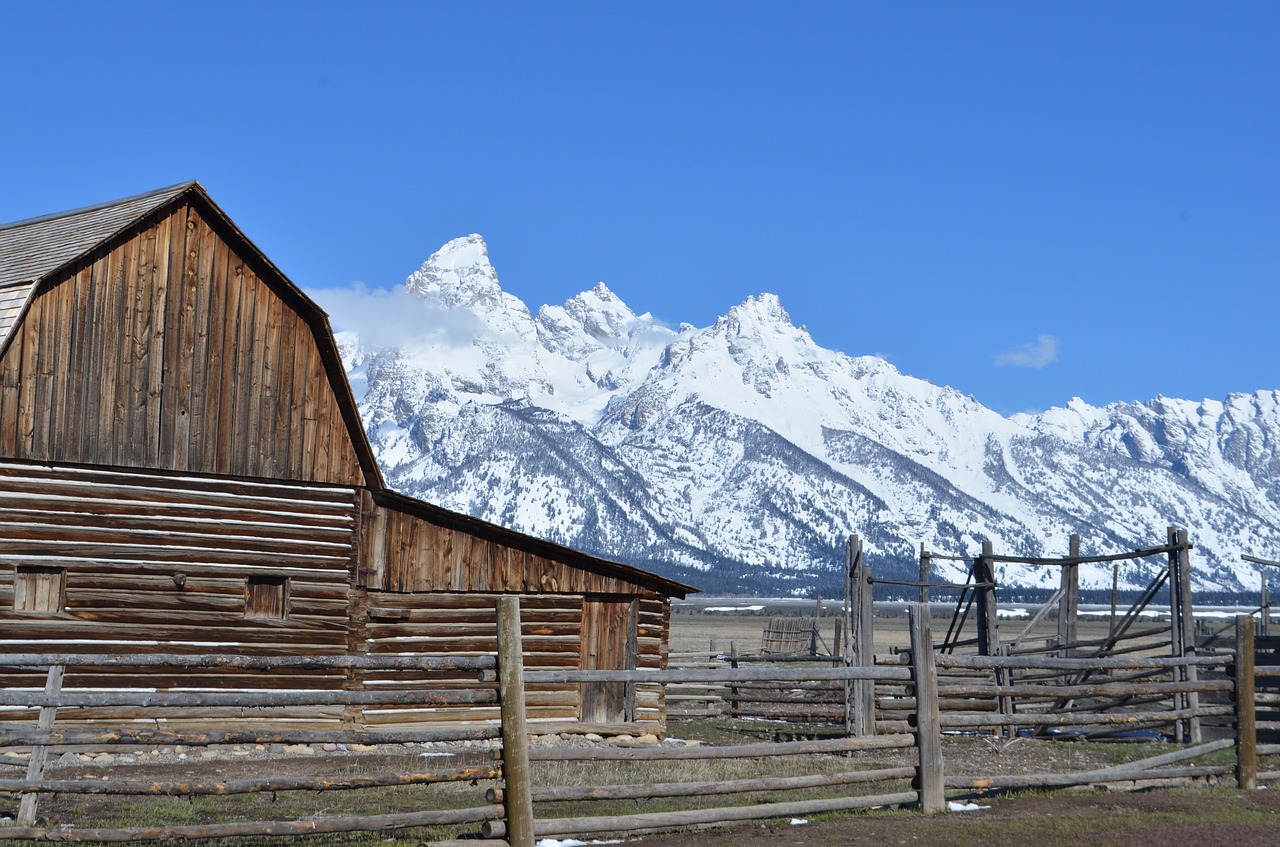 Image - tetons barn antelope flats