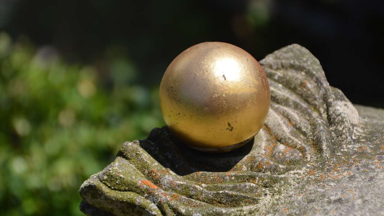 Image - ball gold grave stone cemetery