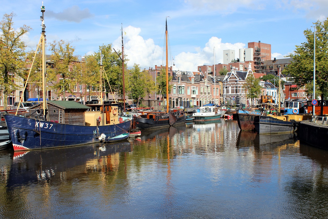 Image - water boats groningen canal