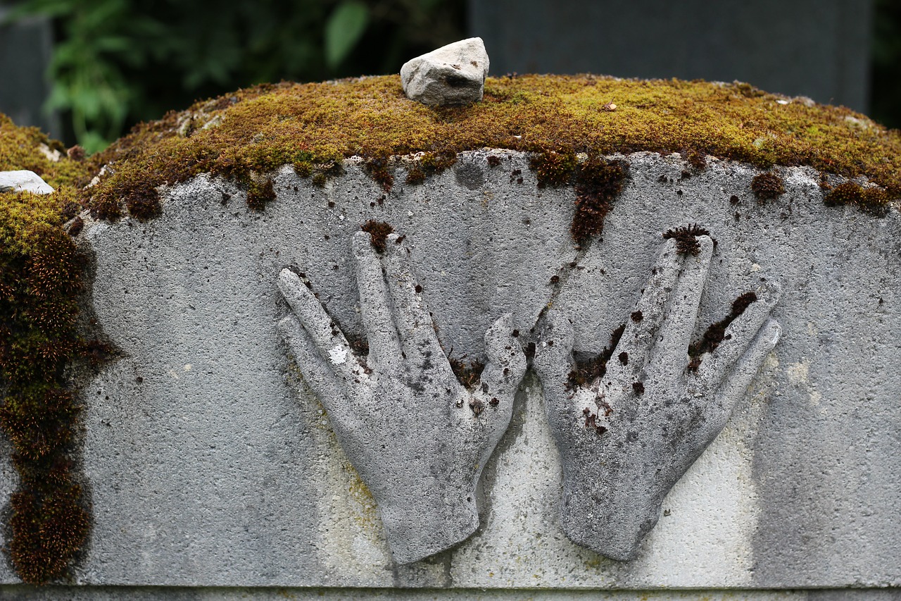 Image - tombstone jewish cemetery