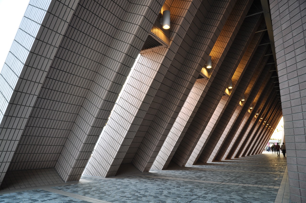 Image - arc triangular angle structure