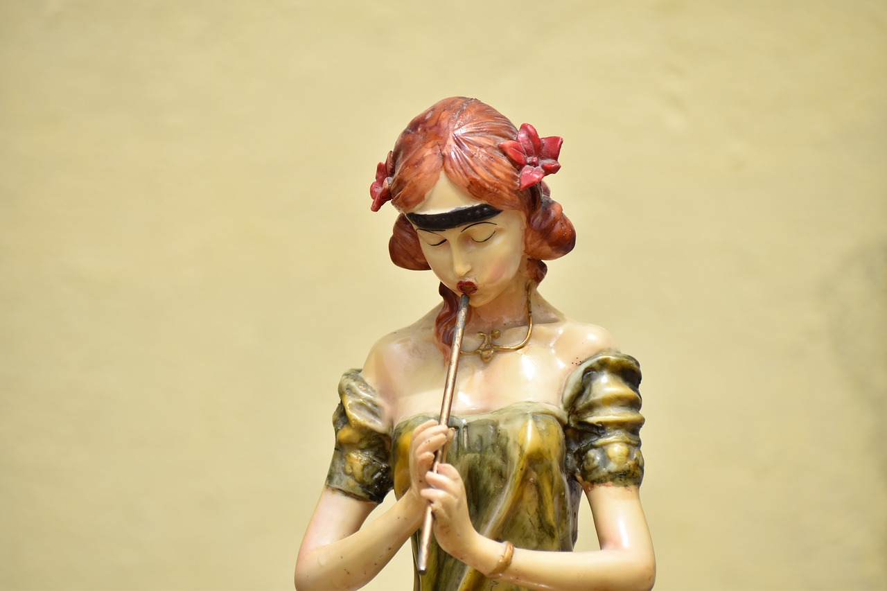 Image - pied piper woman red hair statue