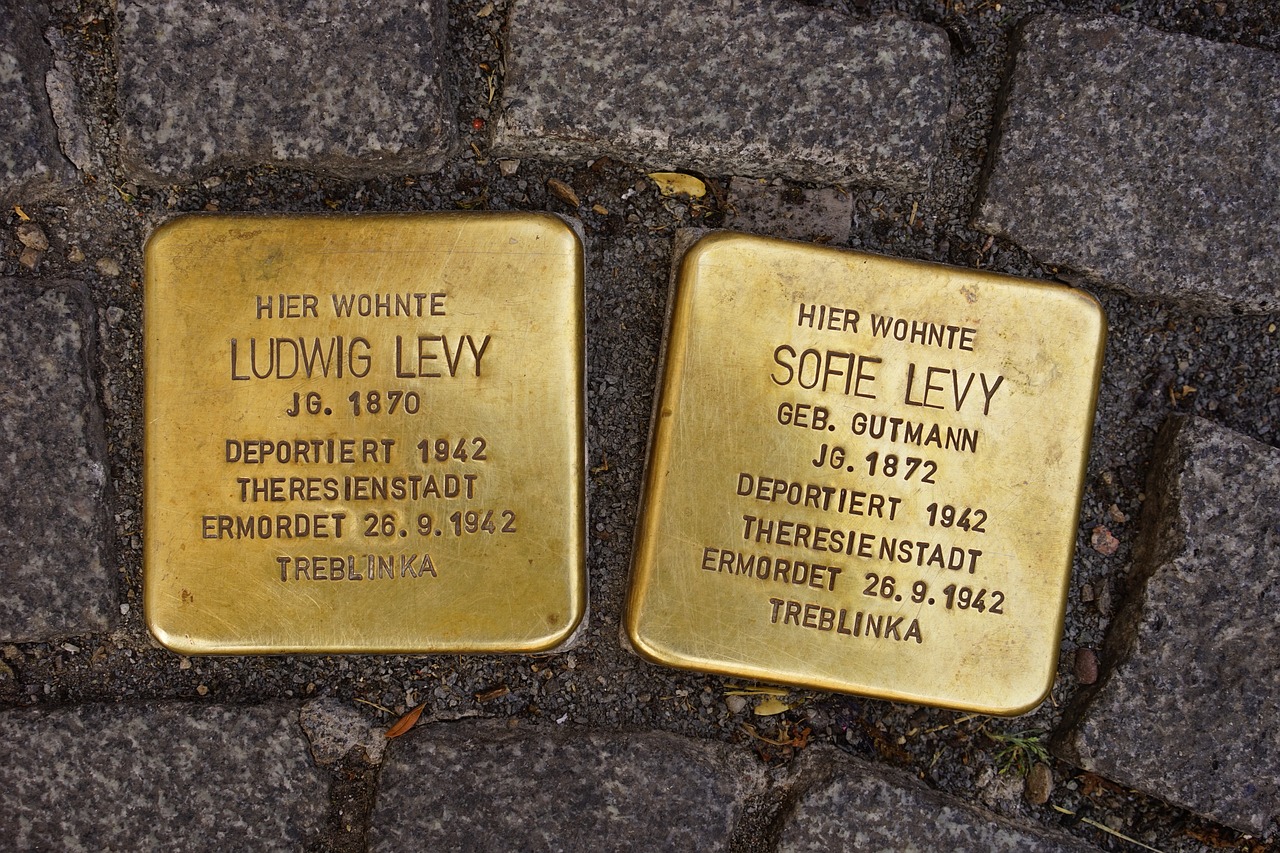 Image - stumbling blocks memorial tablets