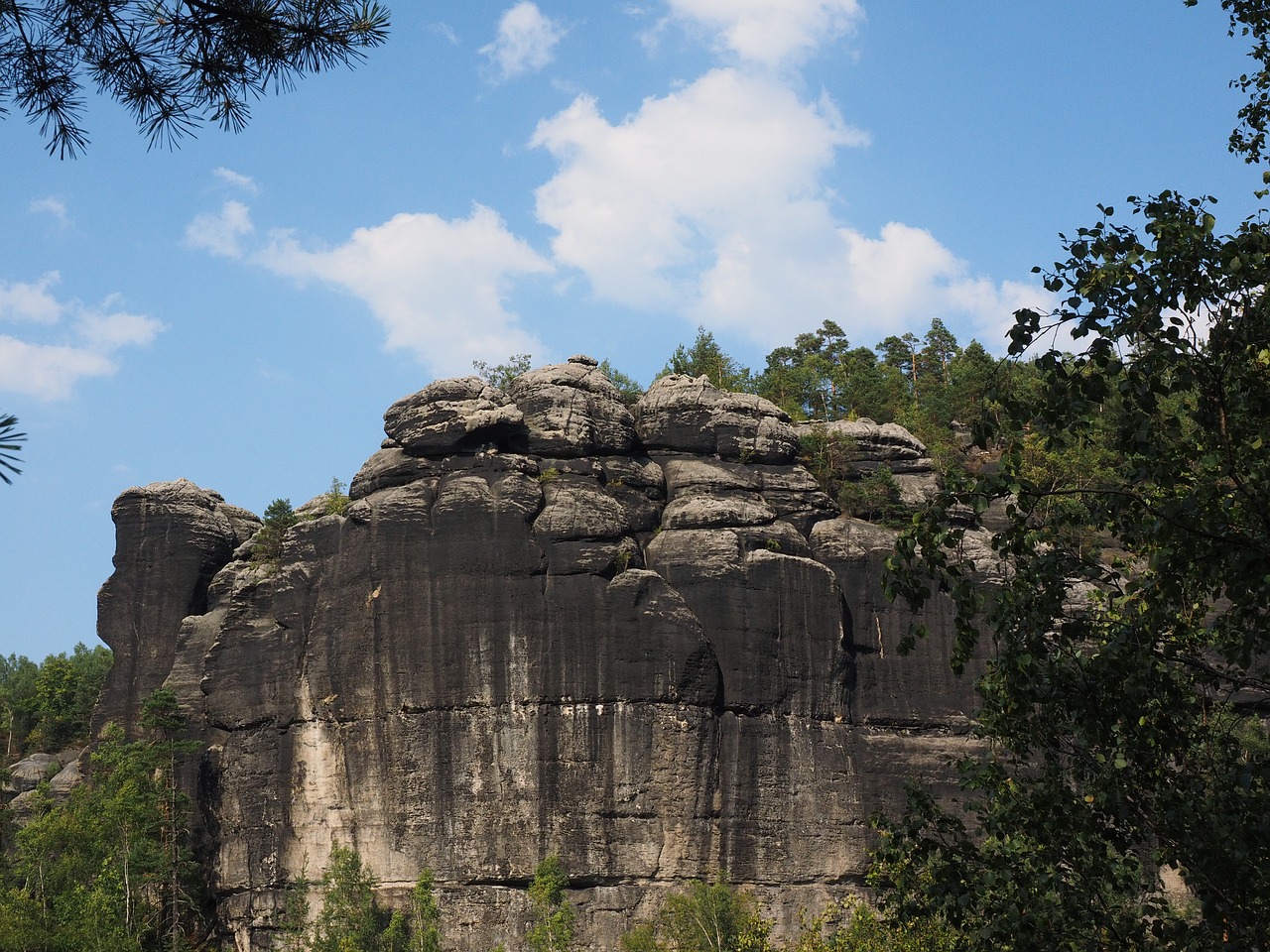 Image - rock domriff dompfeiler