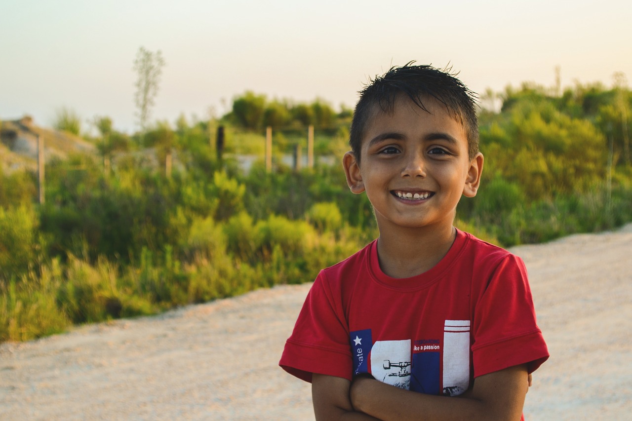 Image - child street smile happy children