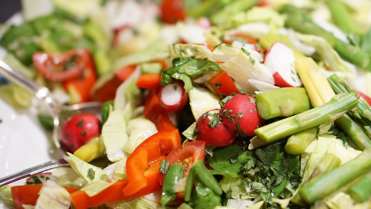Image - salad radishes cucumber asparagus