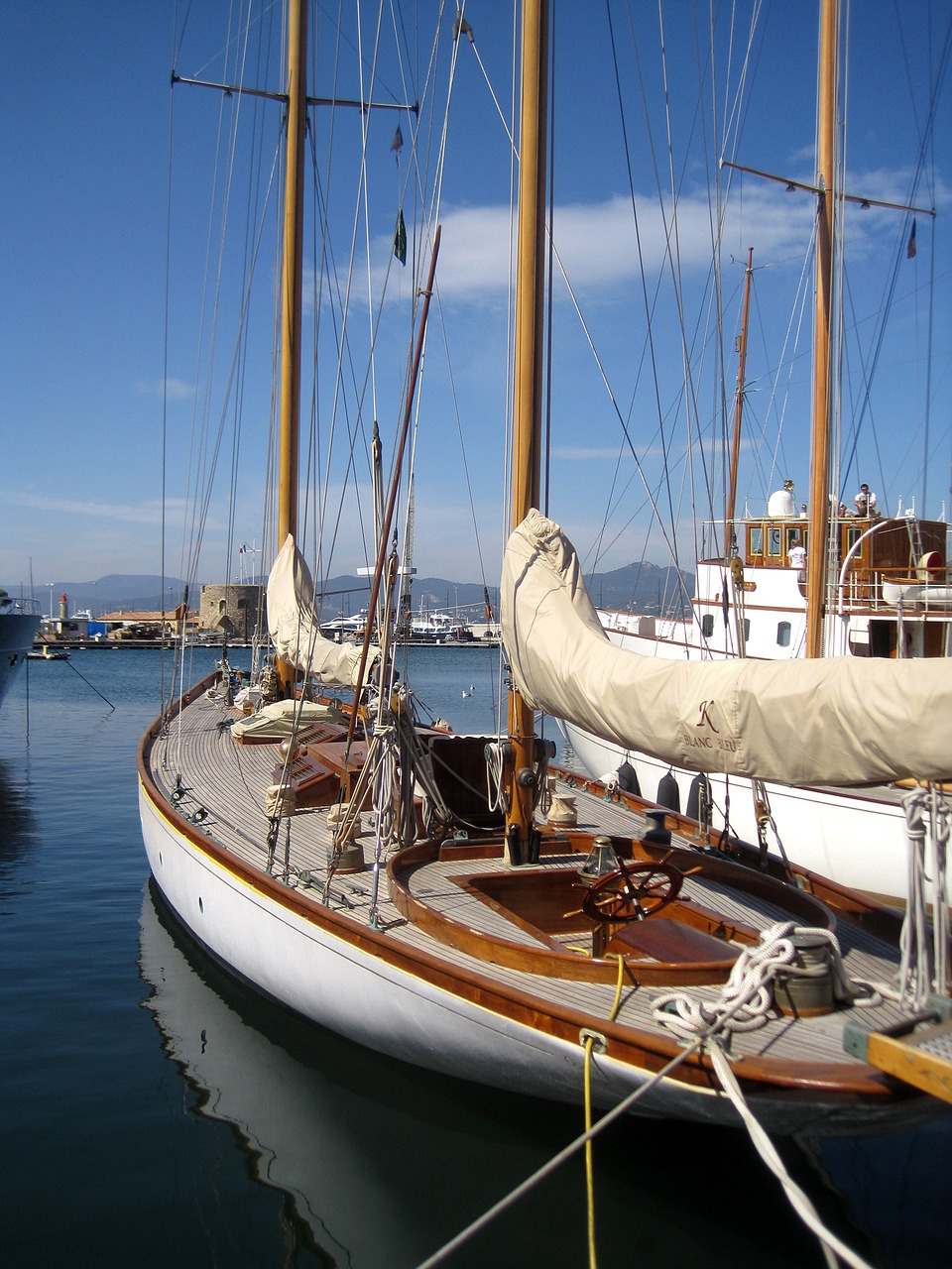 Image - port masts mediterranean