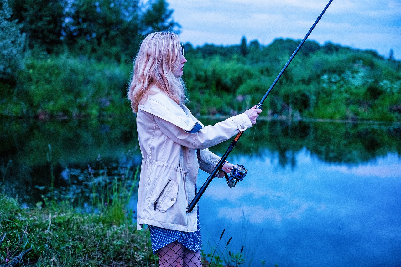 Image - girl fishing rod pond float