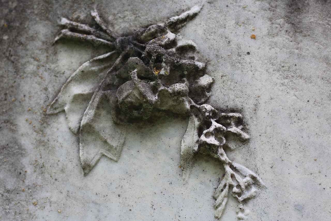 Image - tombstone ornament jewish cemetery