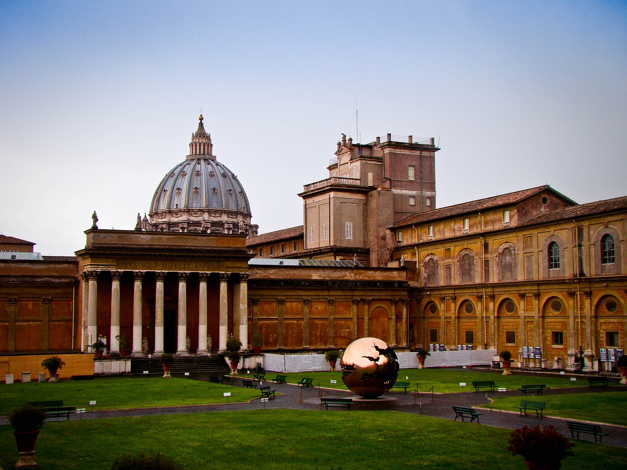 Image - rome vatican museum dome building