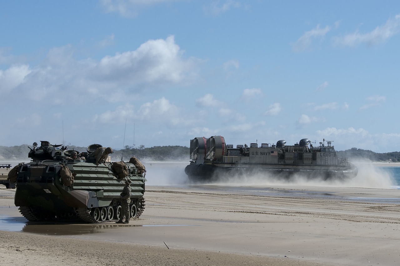 Image - lcac landing air cushion