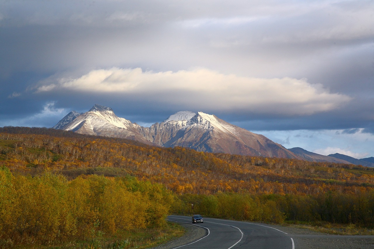 Image - volcano mountains ridge