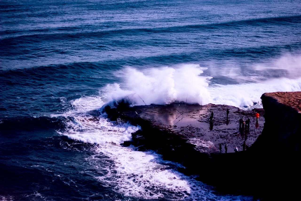 Image - sea ocean fishing figures