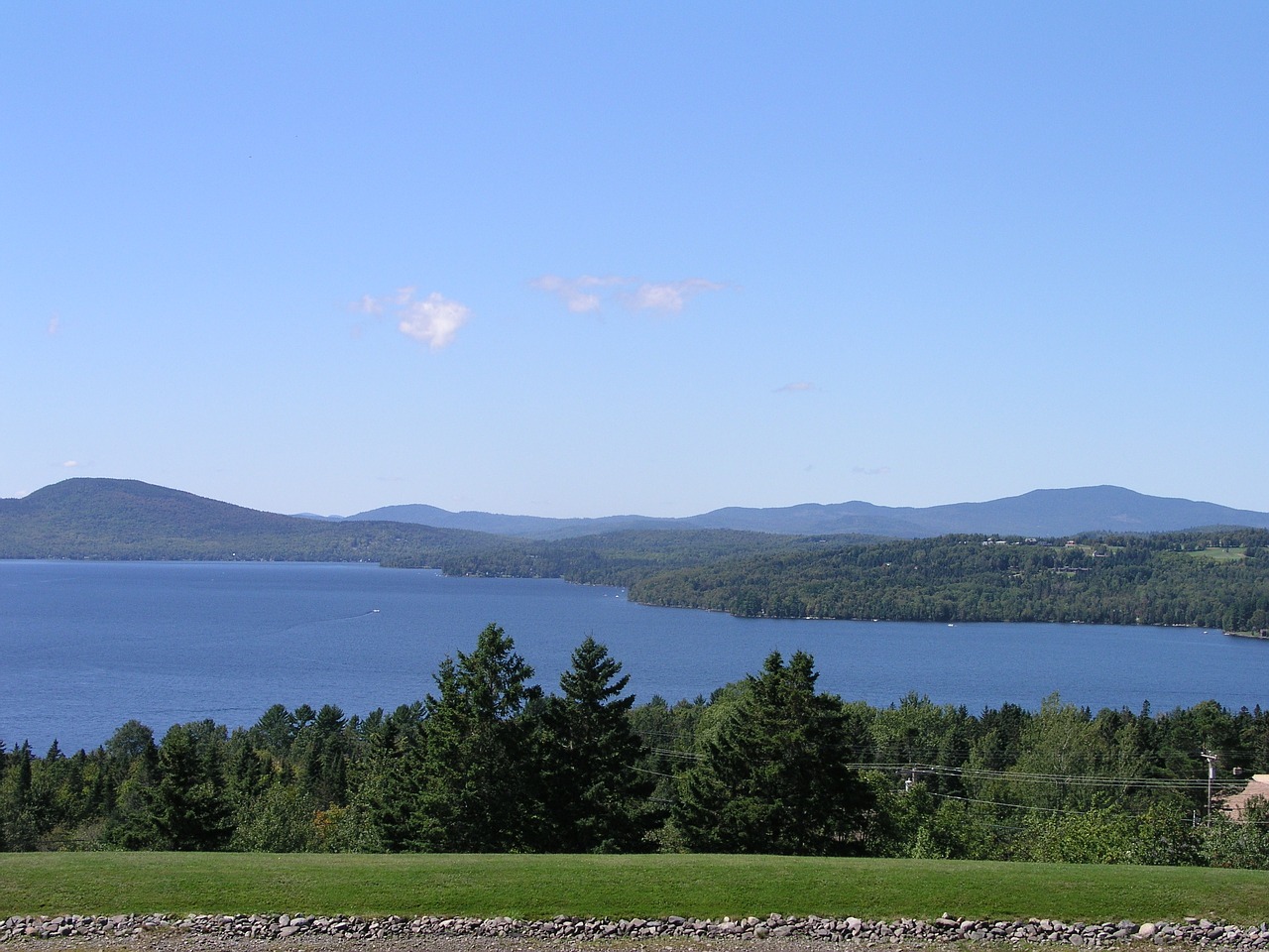 Image - rangeley lake from overlook water