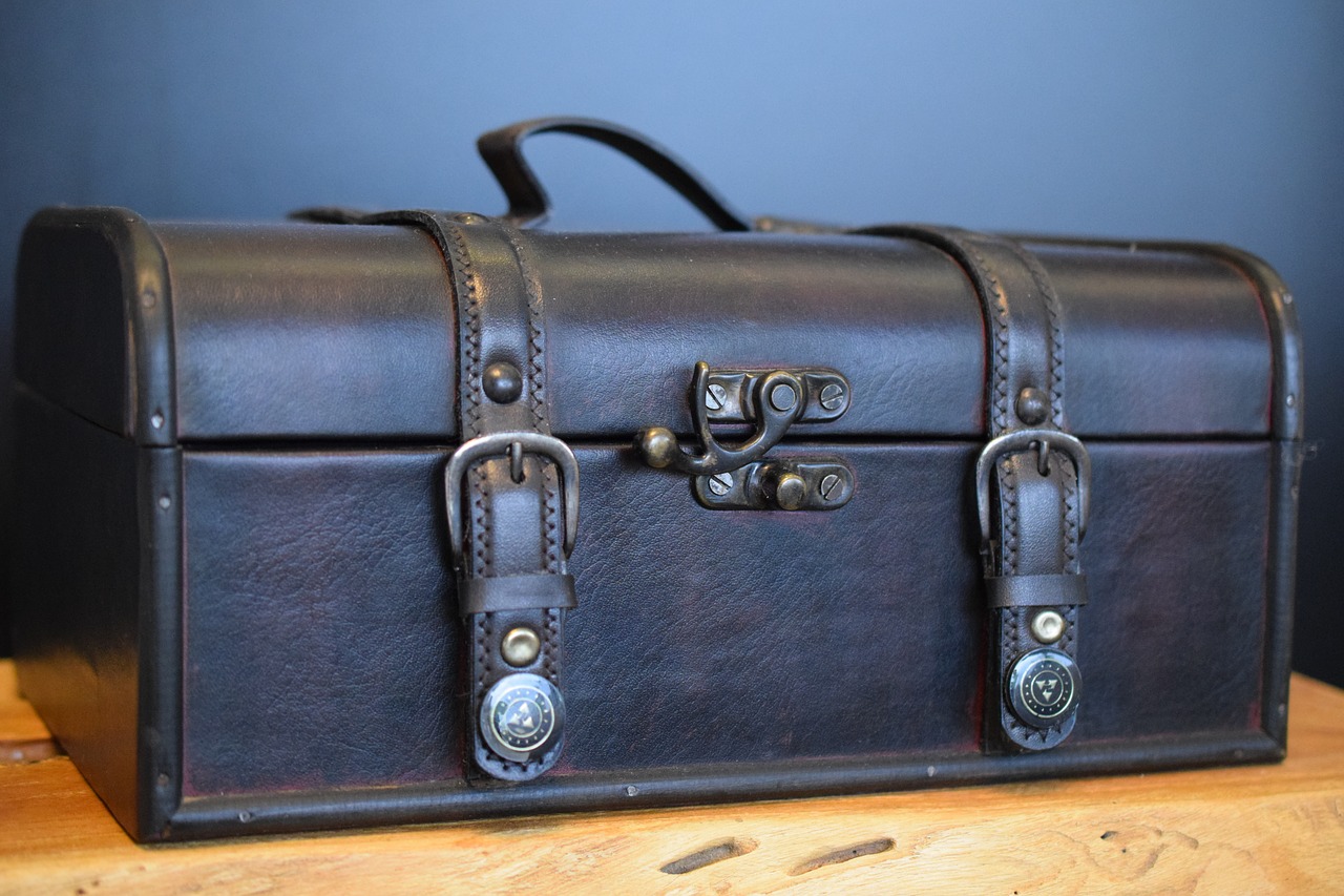 Image - luggage leather leather suitcase