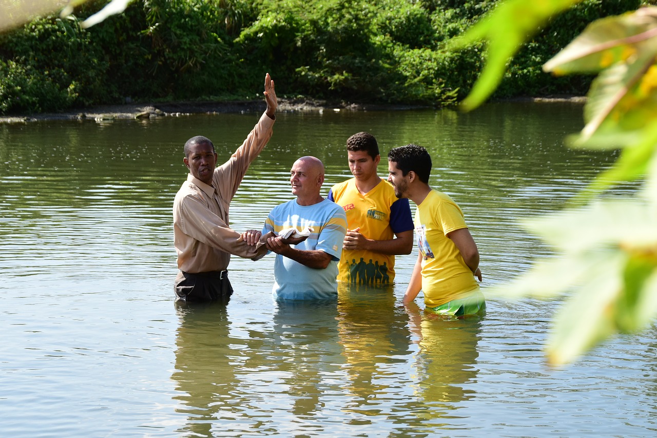 Image - cuban river baptism