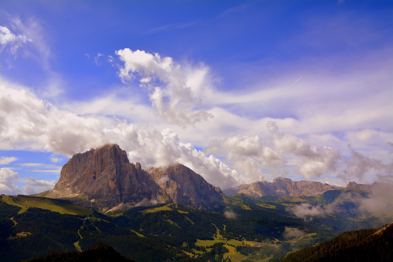 Image - dolomites chain mountains