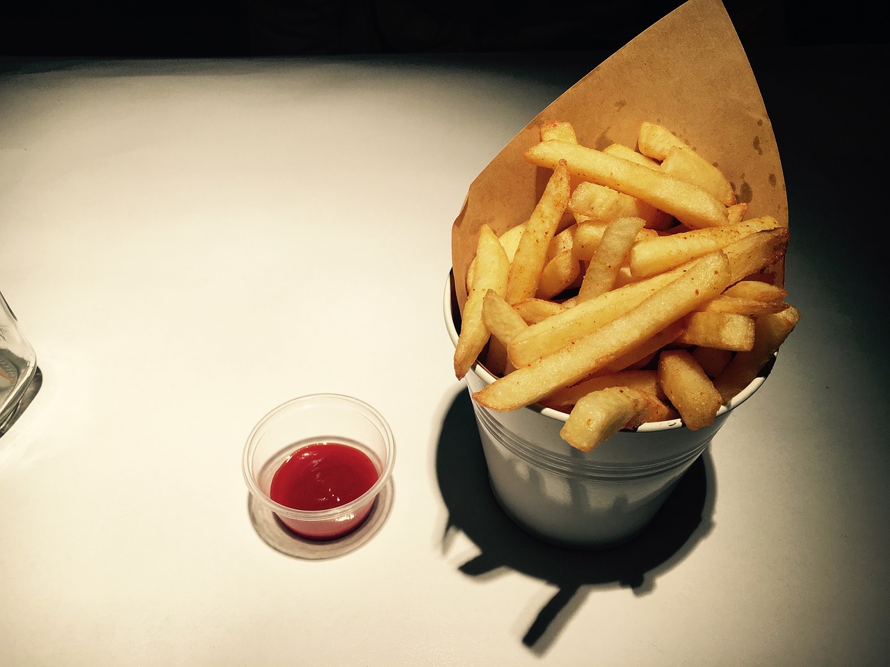 Image - gourmet fries tomato sauce