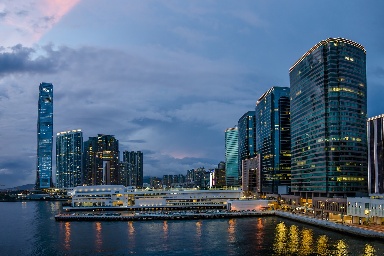 Image - hong kong skyscraper water port