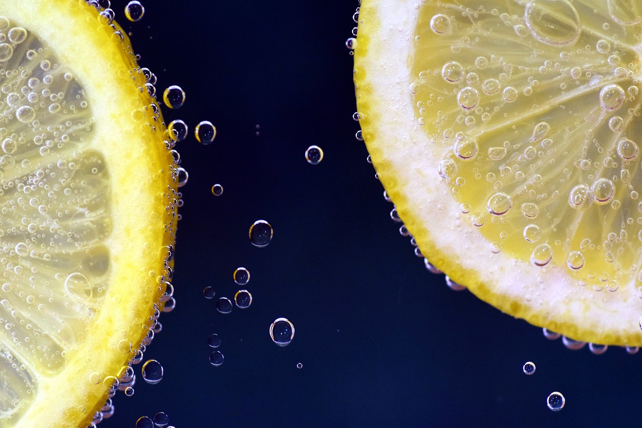 Image - lemon lemon under water lemonade