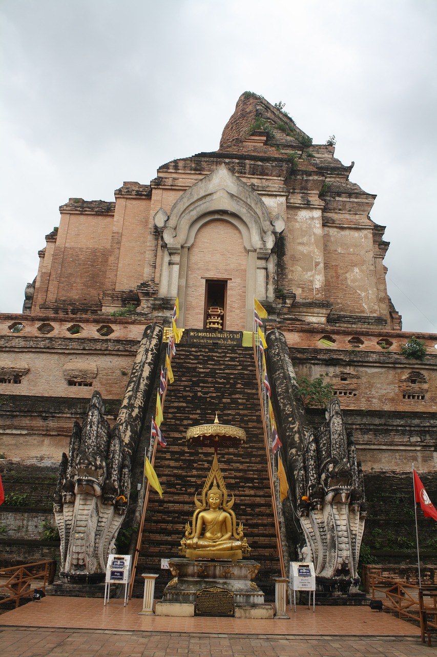 Image - chiang mai wat chedi luang thailand