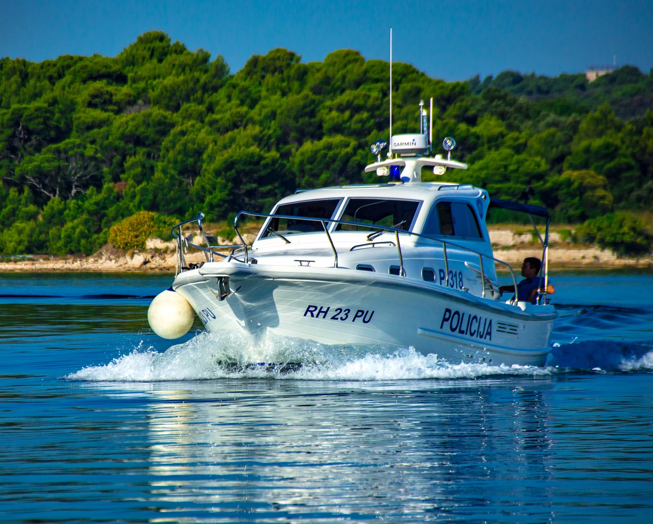 Image - boot powerboat waters police