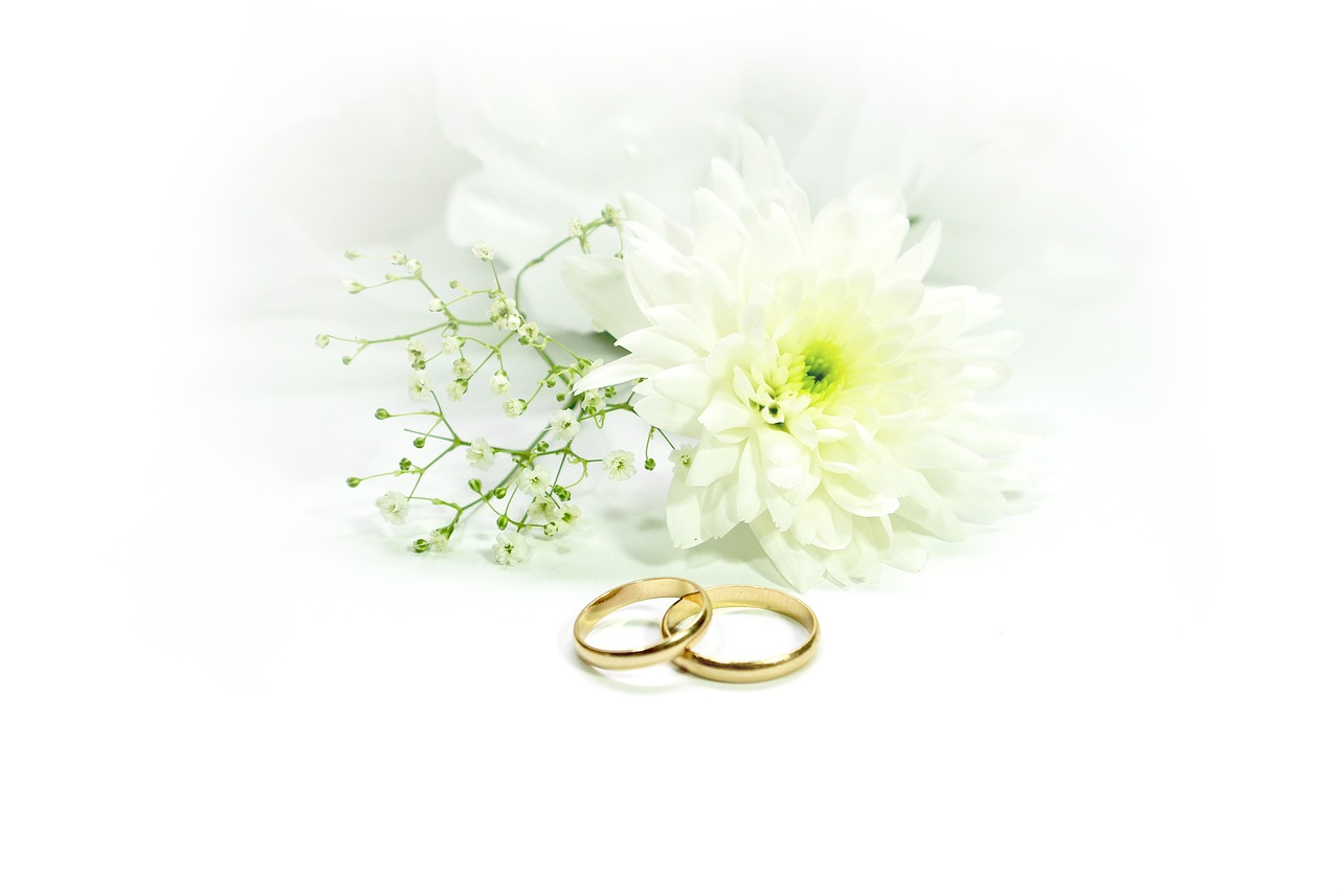 Image - wedding rings marry gold jewellery