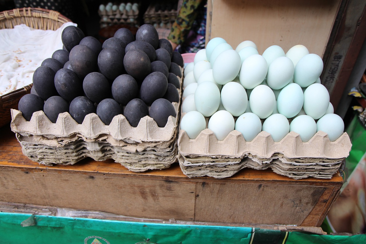 Image - eggs market black blue fresh