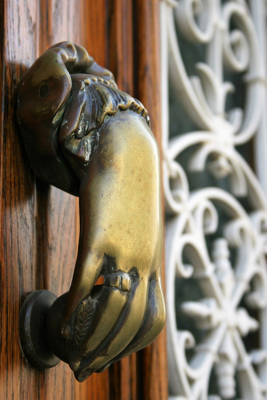 Image - doorknocker front door fitting