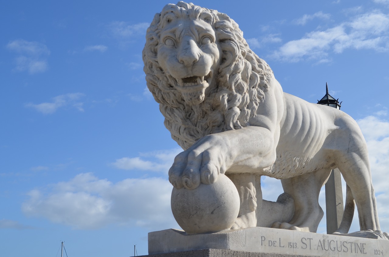 Image - bridge of lions st augustine statue